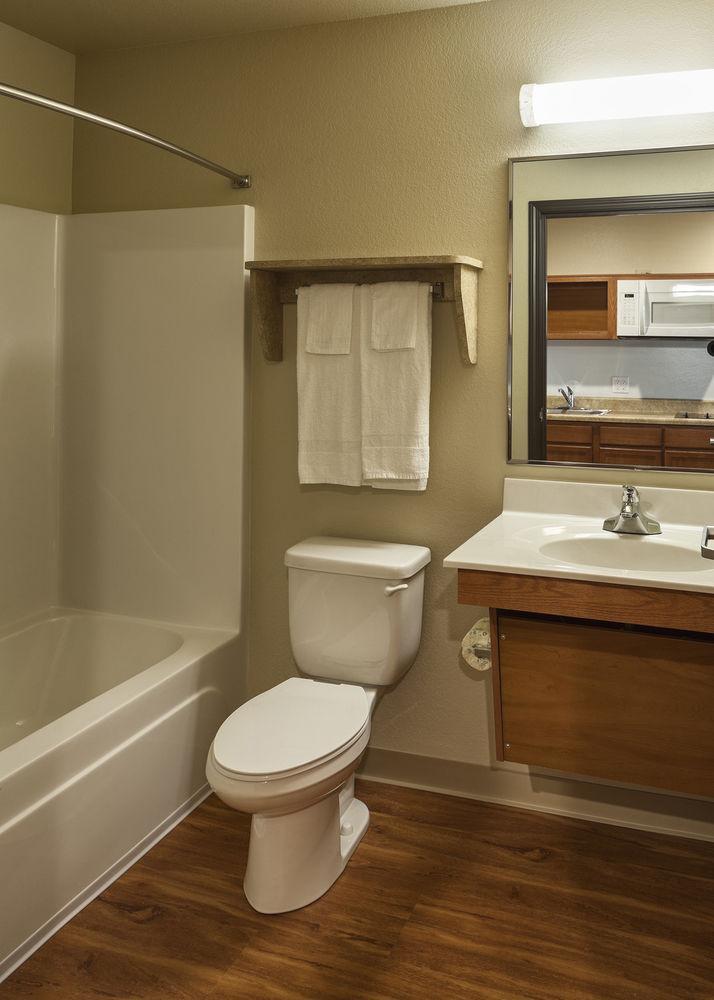 Woodspring Suites Lincoln Northeast I-80 Exterior foto